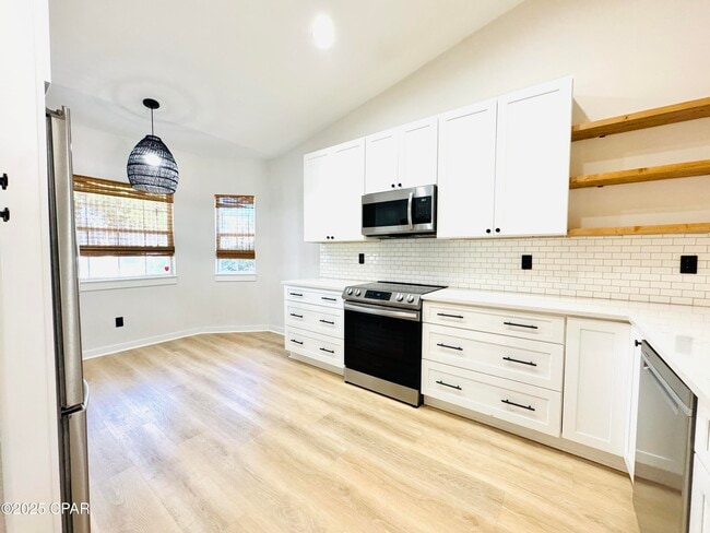 Photo - 205 Covington St