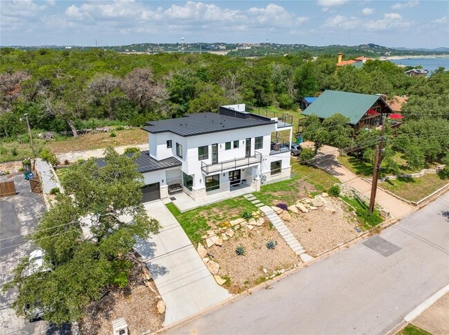 Building Photo - 13209 Mansfield Dr