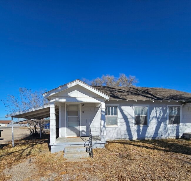 Photo - 110 E 6th Ave