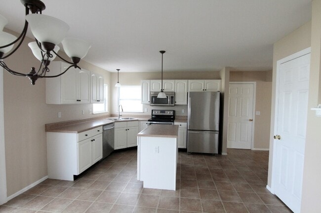 Photo - 95 Counsel Ct