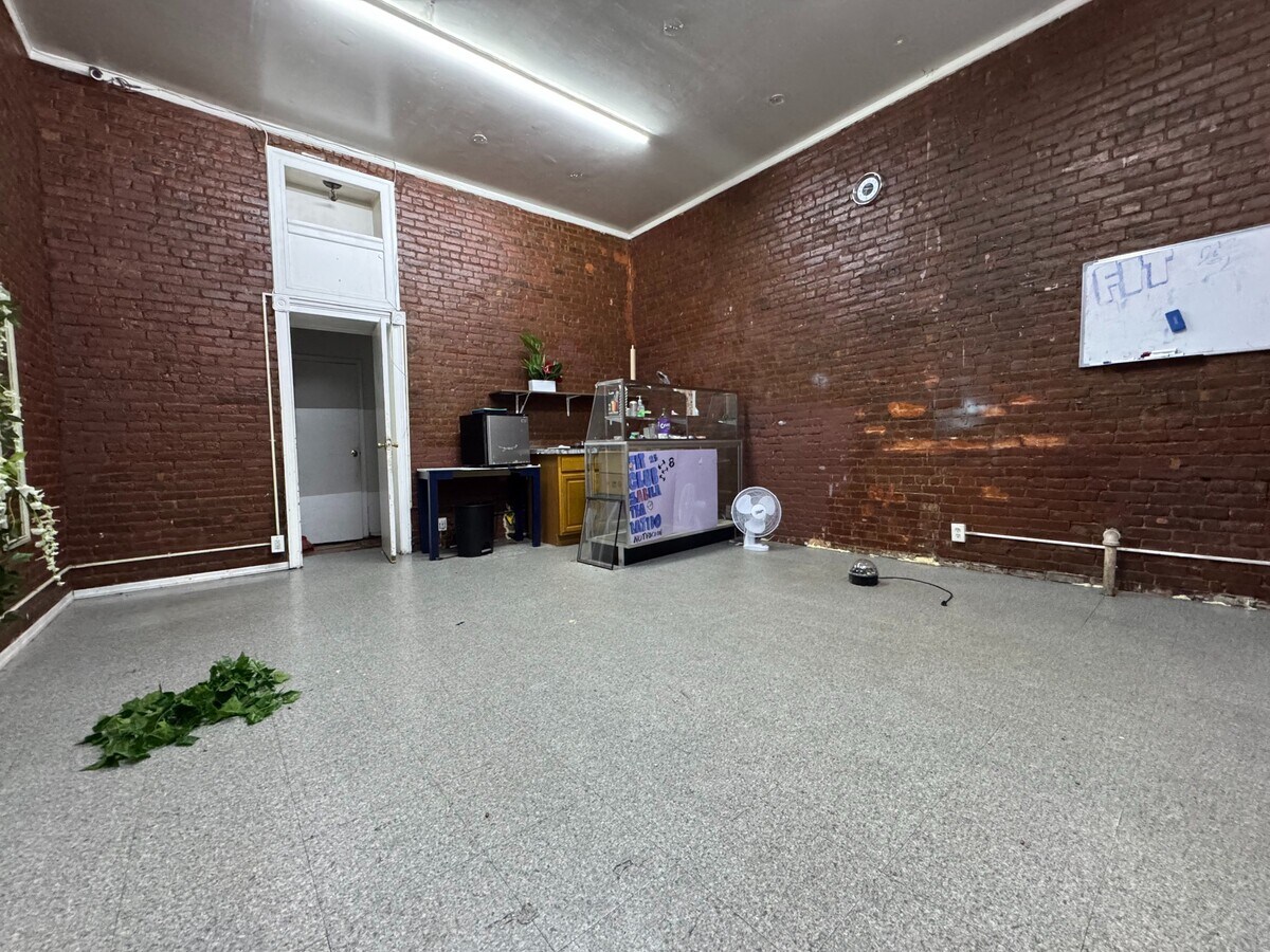 Photo - 1689 Amsterdam Ave Unit 0