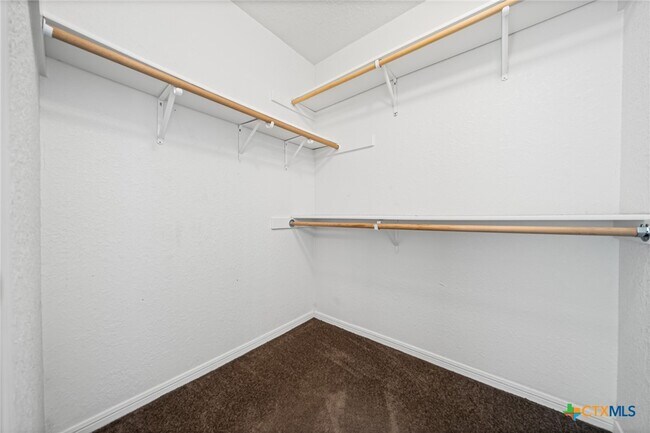 Building Photo - 3211 Tom Lockett Dr