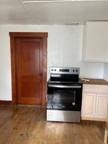 Photo - 258 Wallingford Ave Unit 1