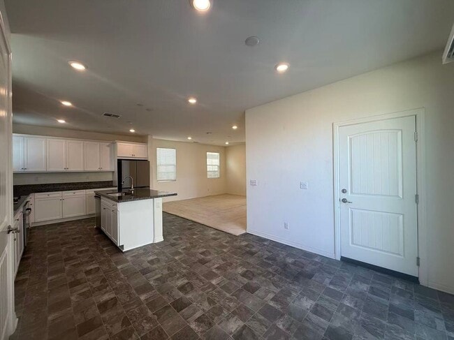 Photo - 16725 Stag's Leap Ln