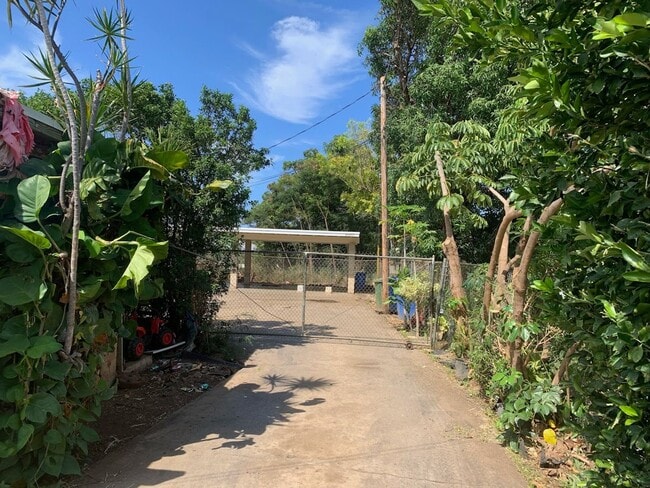 Building Photo - 84-857-857 Lahaina St