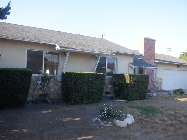 Building Photo - 8853 Stardust Ln Rental