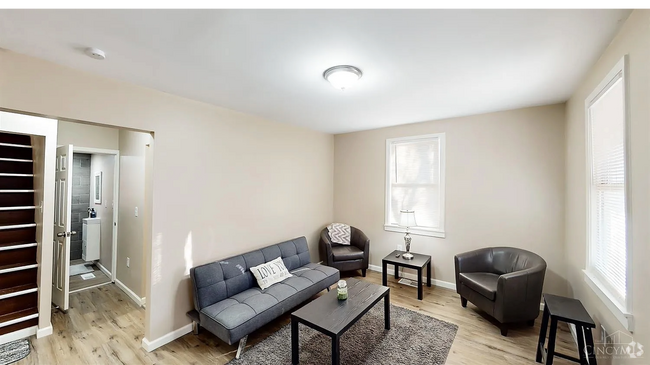 Building Photo - 1000 Delhi Ave Rental