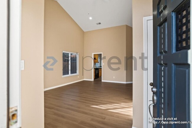 Photo - 3082 Rodeo Ln