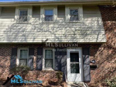 Building Photo - 625 W Front St Rental