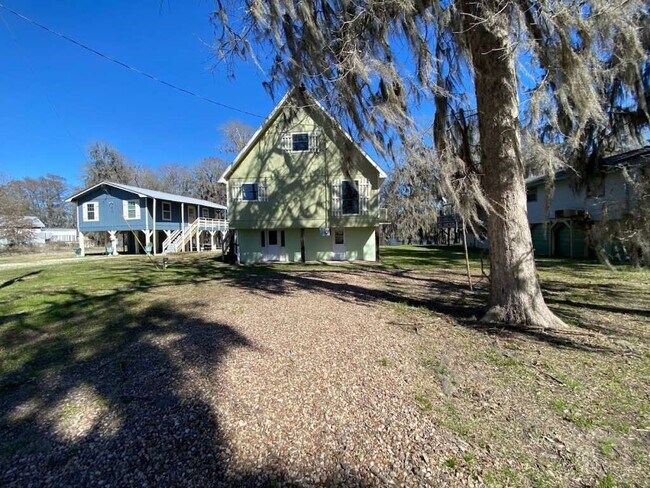 Photo - 201 Ferguson Dr