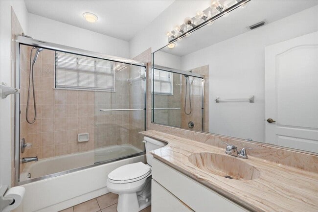 Photo - 1902 SE Gaskins Cir