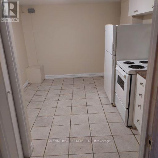 Photo - 146 Fairholme Ave