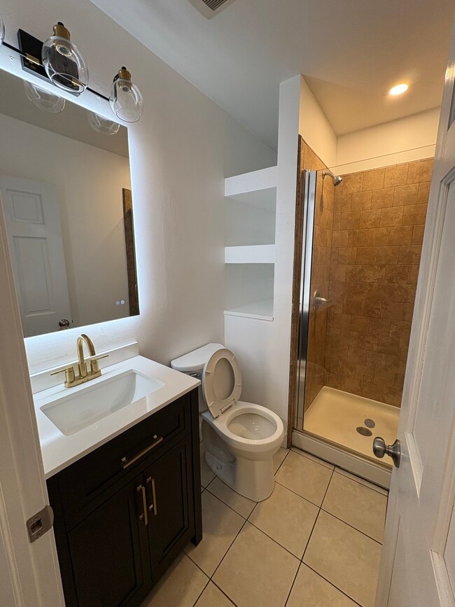 Photo - 87 Columbia St Unit 4R