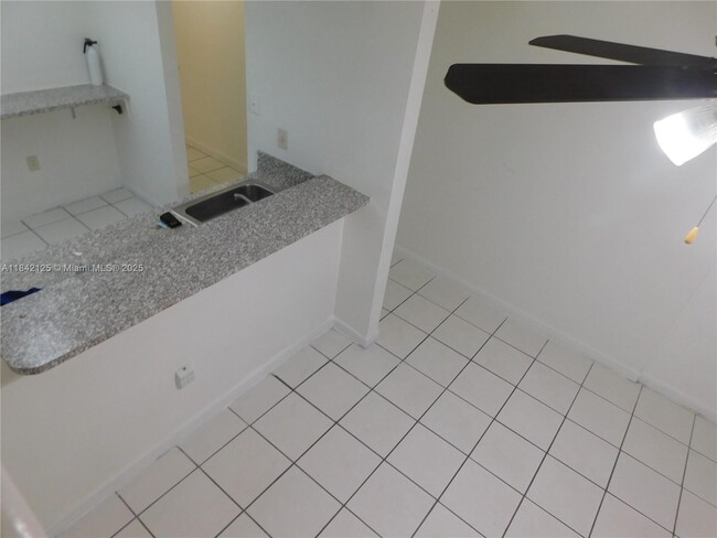 Photo - 1121 SW 105th Ave Unit 322