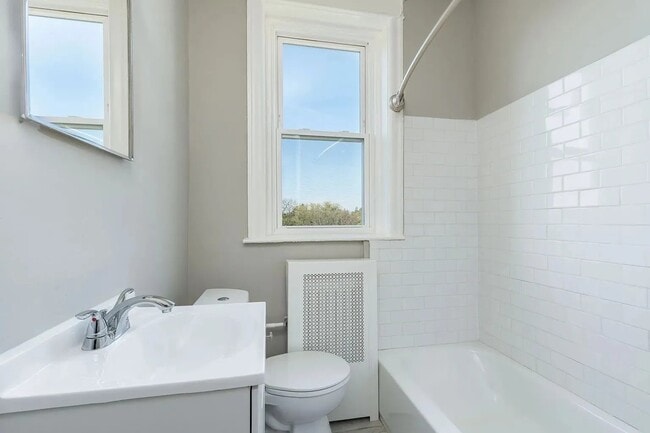 Photo - 2217 N 51st St Unidad A01