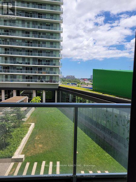 Photo - 115 McMahon Dr Unité 208