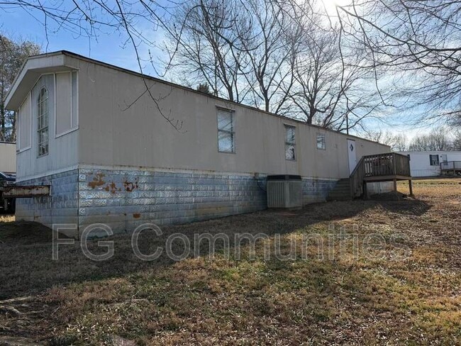 Photo - 1754 Zion Rd
