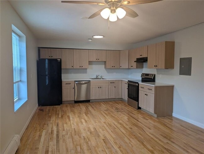 Building Photo - 444 Woodward Rd Unit 20 Rental