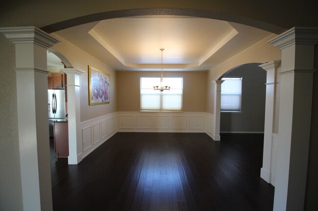 Photo - 1000 Stanley Ct