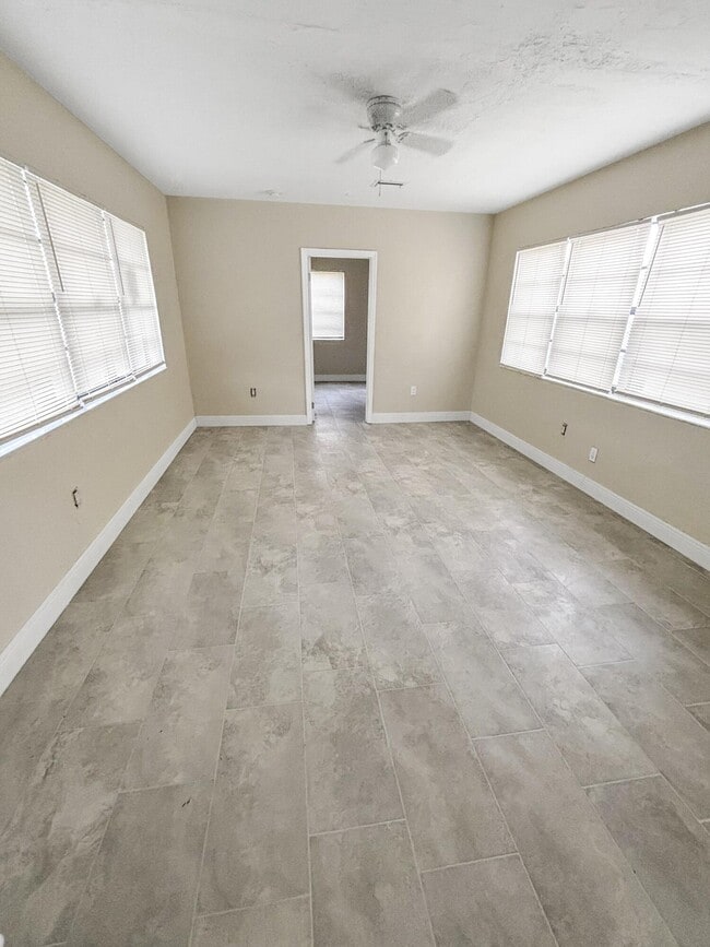 Photo - 3045 NW 68th St