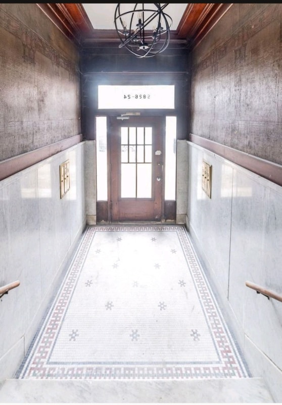 Photo - 5824 S Michigan Ave