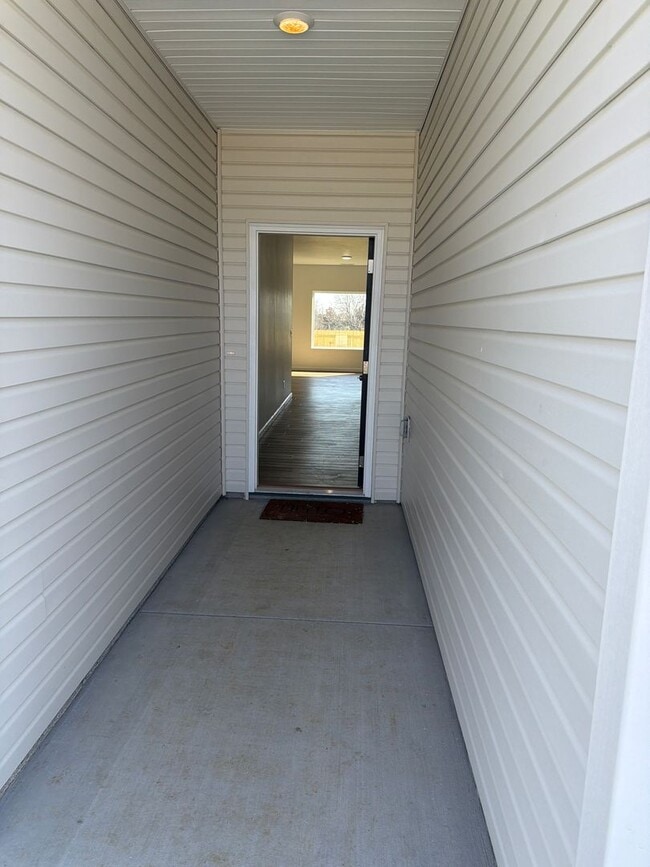 Photo - Beautiful Home in Rogersville!