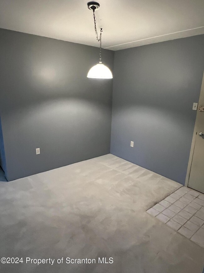 Photo - 220 Linden St