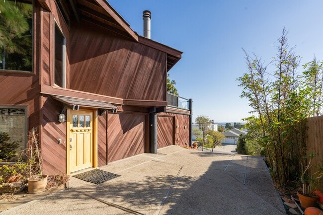 Photo - 1214 Archer St