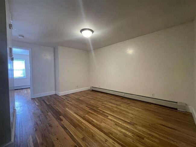 Photo - 204 Christopher Columbus Dr Unit 1
