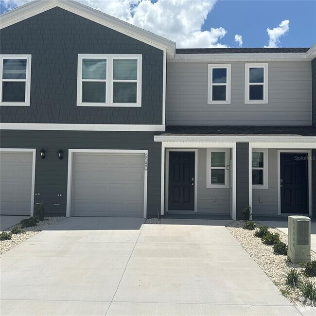 Building Photo - 6580 SW 81st Loop Rental