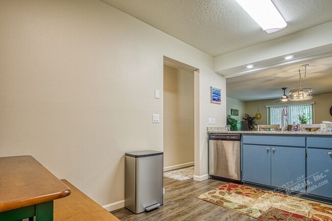 Photo - Cortez Courts | Townhome | Furnished