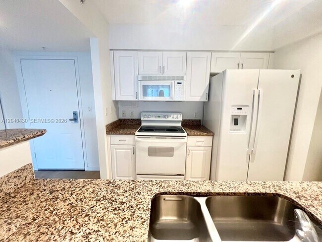 Photo - 1155 Brickell Bay Dr Unidad 807
