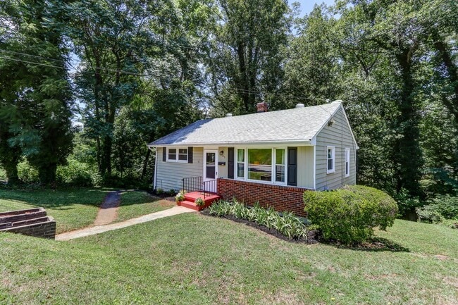 Photo - 4605 Greenwood Dr