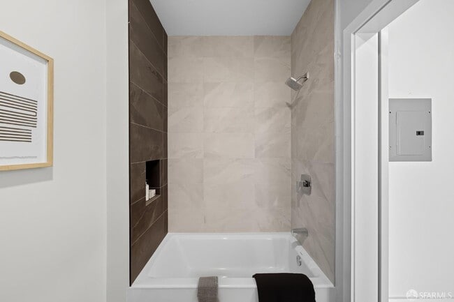 Photo - 811 Valencia St