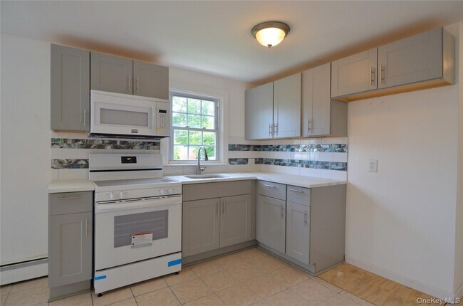 771 Maple Pl