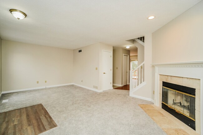 Photo - 1449 Pepper Ln