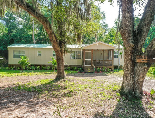 Building Photo - Havana Day Dreaming cottage in the coveted... Rental