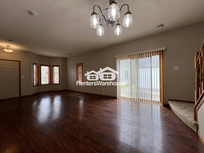 Photo - 617 2nd St NW