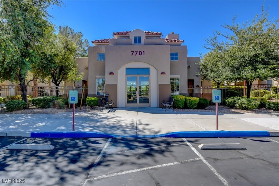 Photo - 1908 High Valley Ct Unidad 105