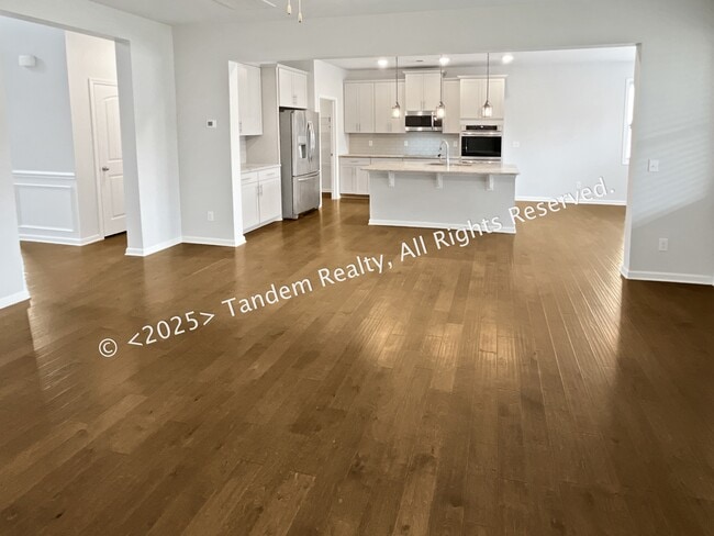 Photo - 8020 Forest Hills Dr