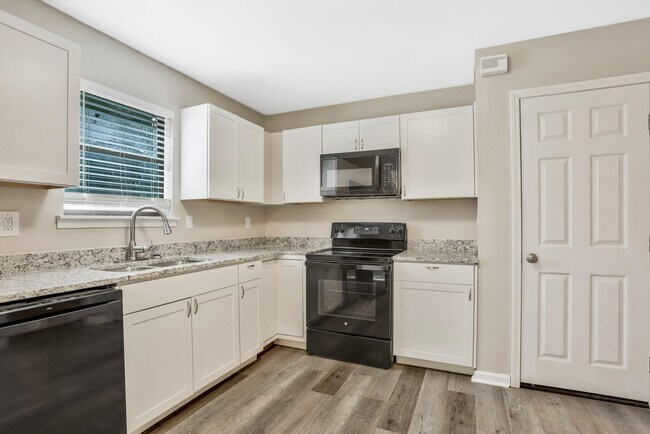 Photo - 240 Powder Mill Dr