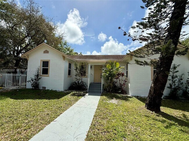 Photo - 684 NE 83rd Terrace