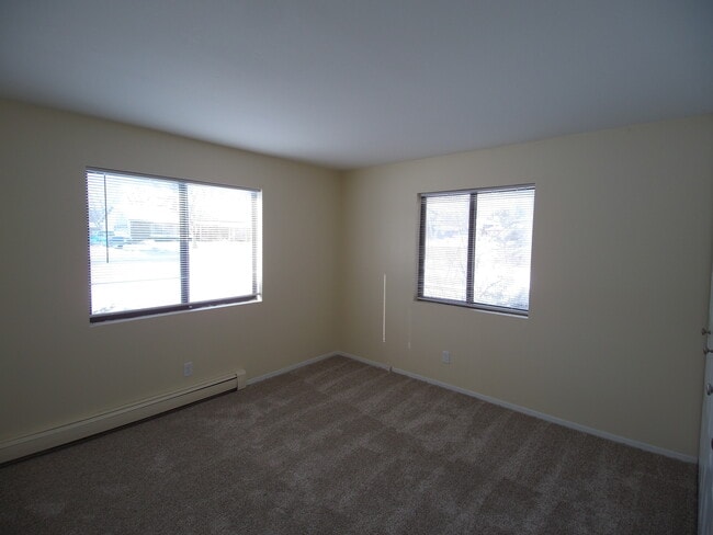 Indian Hills Apartments