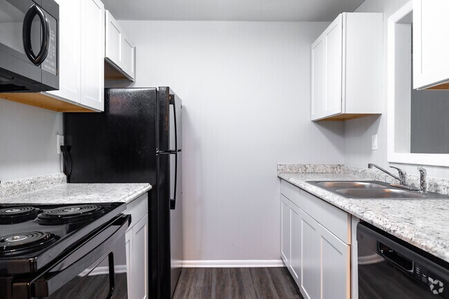1 BD, 1 BA- Royale Reno