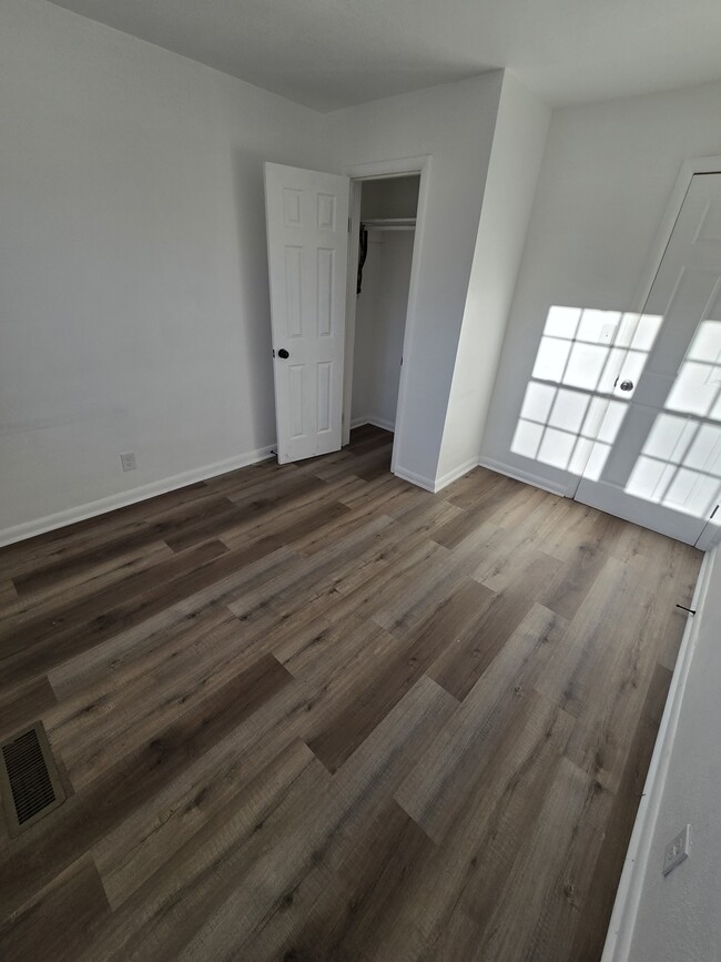 Building Photo - 14 Franklin St NW Rental