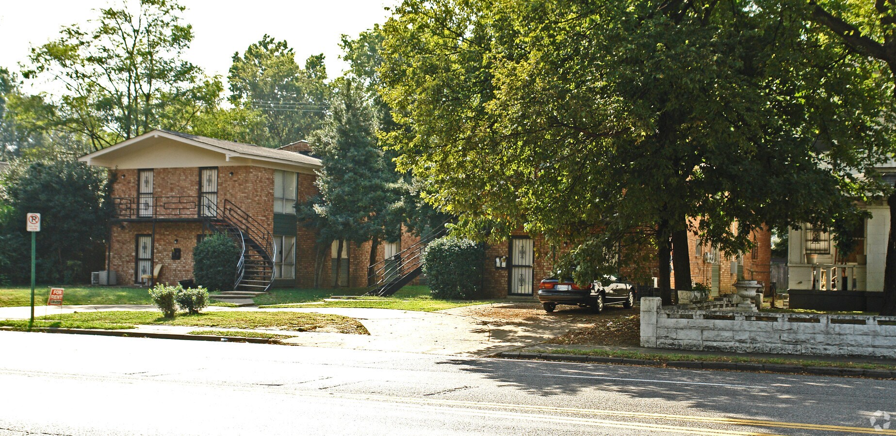 Photo - 1261 Peabody Ave