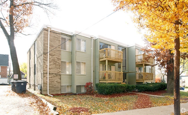 Building Photo - 1000 Oakland Ave Rental