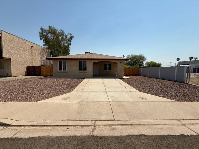 Photo - 520 Figueroa Ave