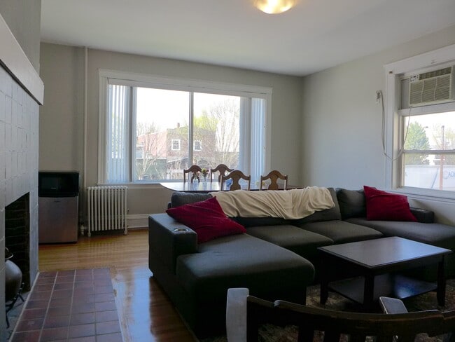 Building Photo - 1705 Massachusetts Ave Unit a