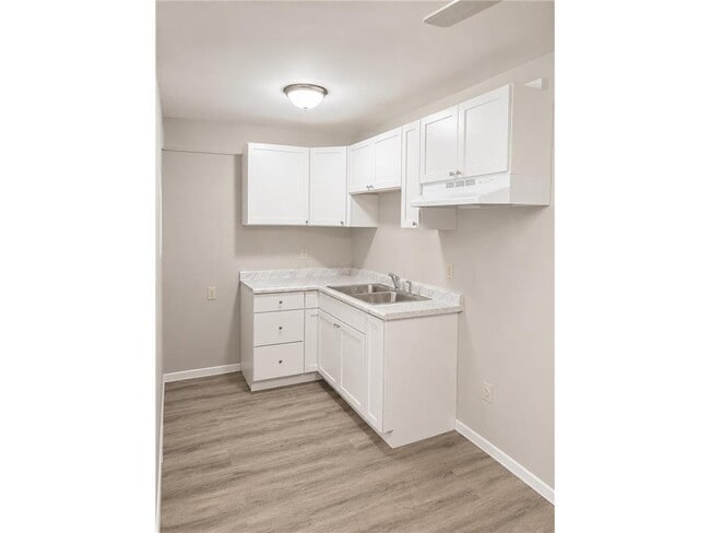 Photo - 800 Hackberry Dr Unit H-3